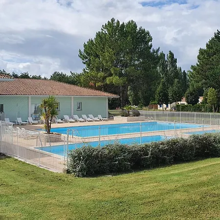Charmante Petite Maison Pour 4 Personnes Cdc Fr90c10g Dolus d'Oléron