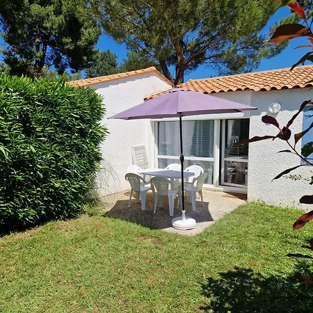 Semesterbostad Charmante Petite Maison Pour 4 Personnes Cdc Fr90c10g Dolus d'Oléron