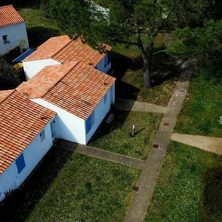 Charmante Petite Maison Pour 4 Personnes Cdc Fr90c10g *